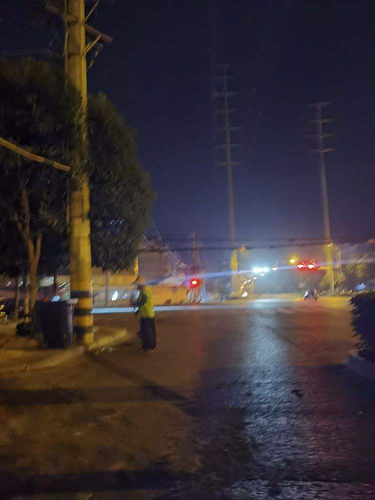 九游体育网页入口-城市夜间慢跑活动，灯火亮丽中的运动时光的简单介绍