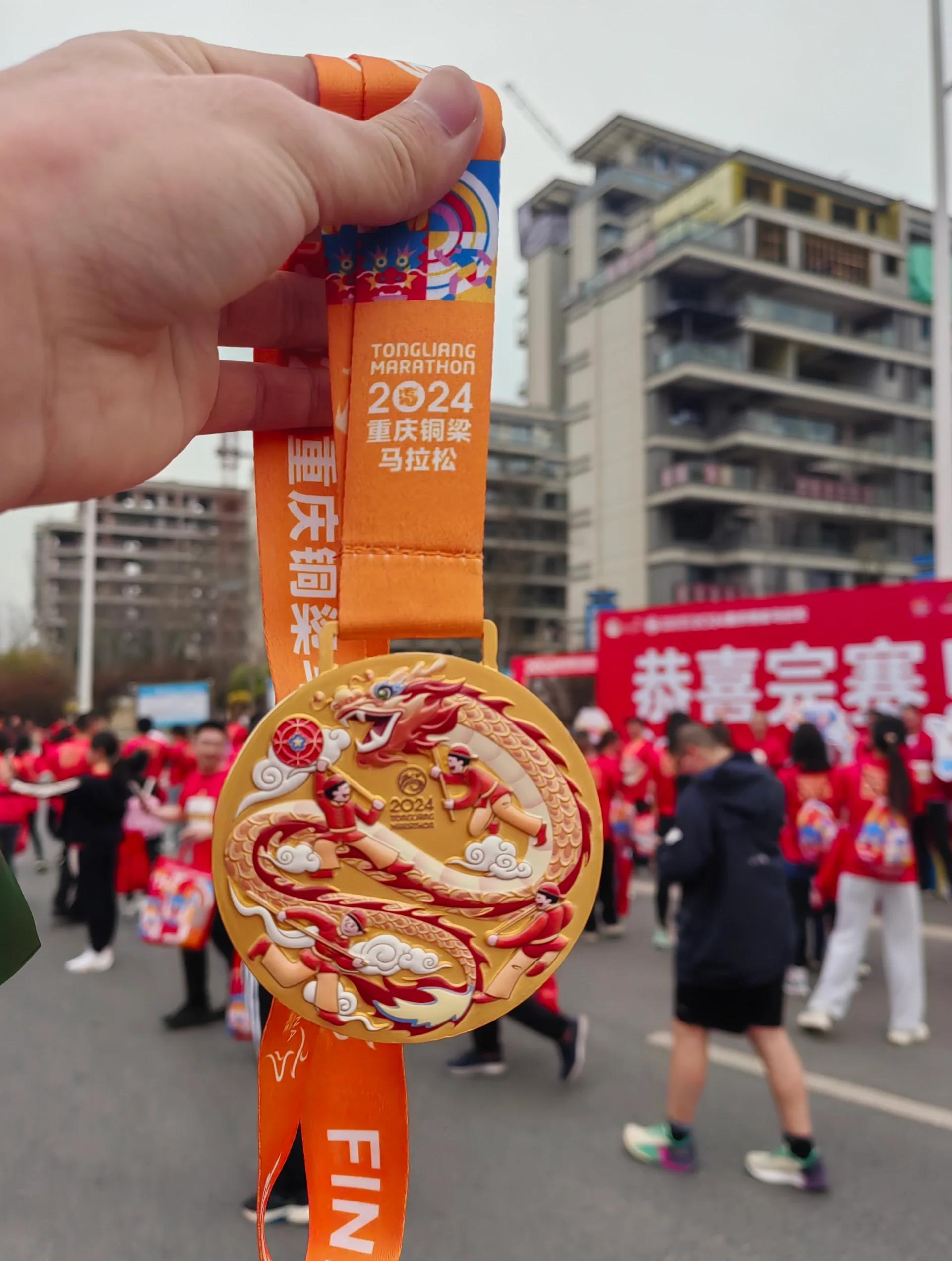 包含旅途马拉松沿途文化体验，运动中享受异域魅力的词条