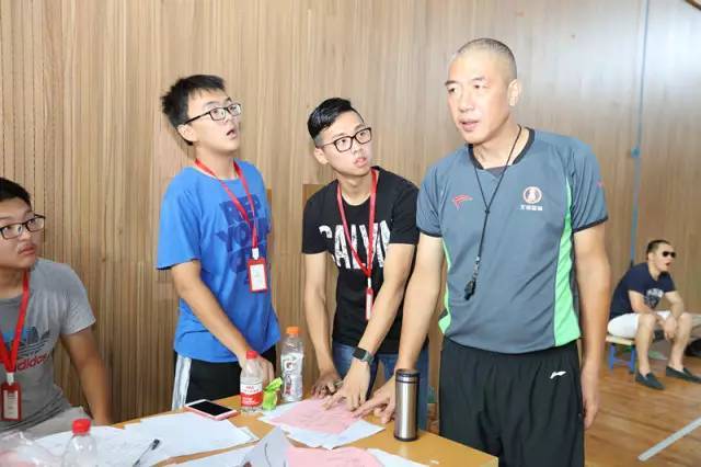九游游戏-包含球员“多重身份”爆料：他们在公益、商业、娱乐中的精彩表现的词条