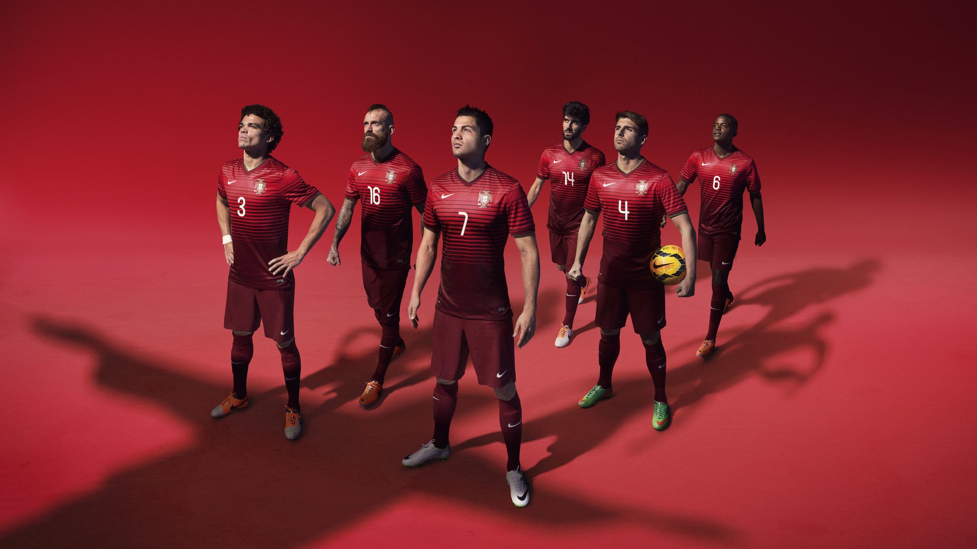 球迷热情高涨：现场氛围究竟有多火爆？，球队氛围怎么表达